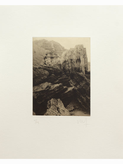Ruido del agua VI (2025) - Juan Lara [35 x 28 cm]